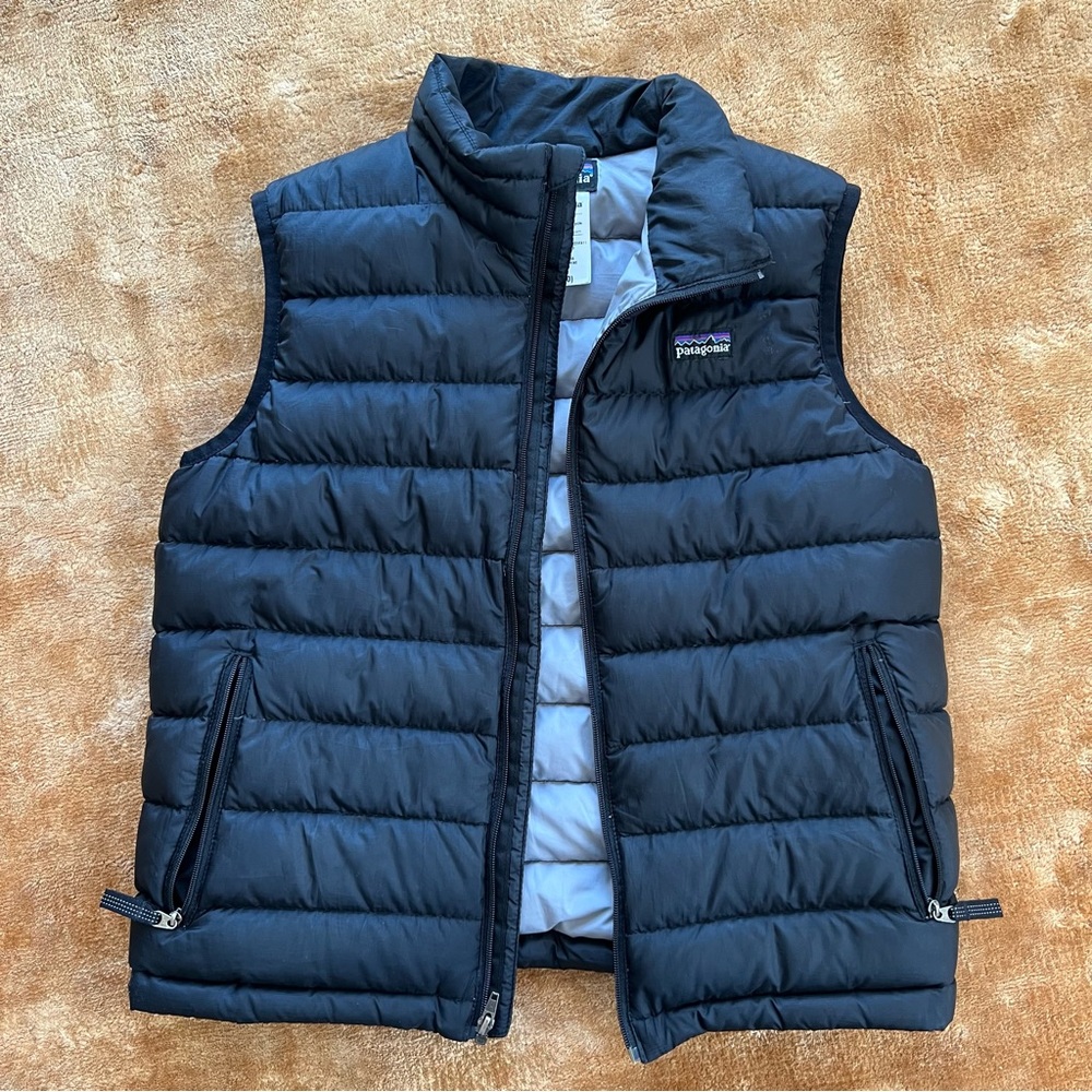 Patagonia Kids Down Vest size M (10)